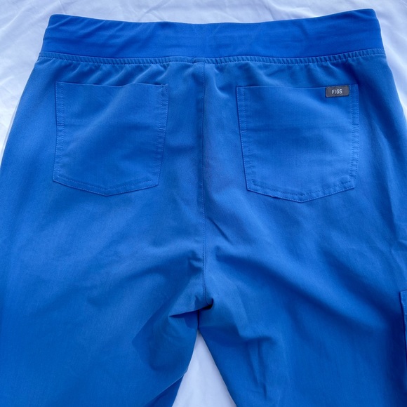 Figs Technical Collection Royal Blue high waist
Zamora Jogger Pants PO# 1683 - Picture 5 of 8